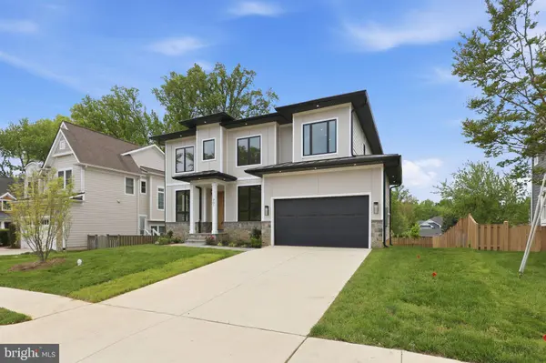 901 MEADOW LN SW, Vienna, VA 22180