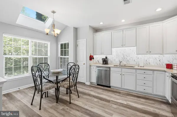 43612 DUNHILL CUP SQ, Ashburn, VA 20147