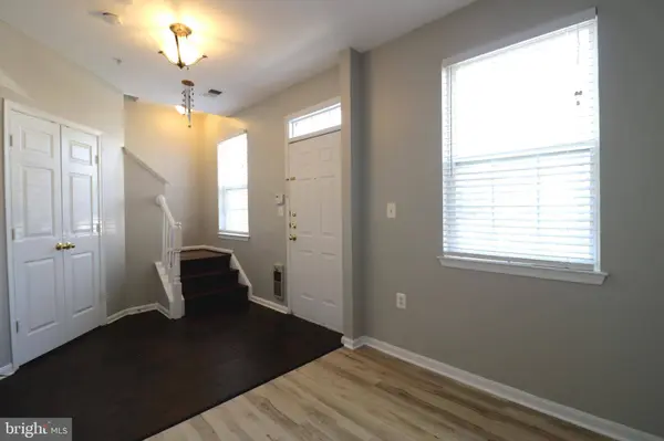 21786 DRAGONS GREEN SQ, Ashburn, VA 20147