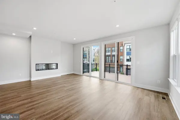 1650 BANDIT LOOP, Reston, VA 20190