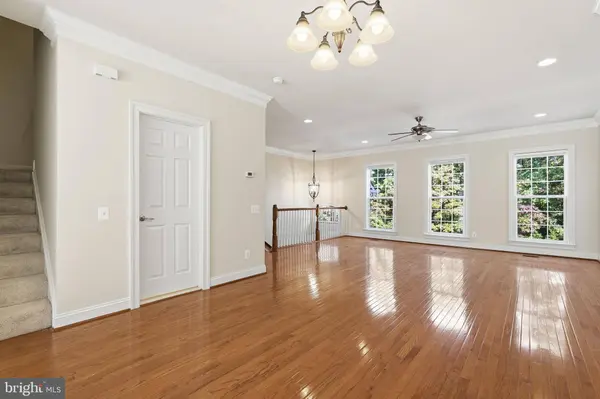 43583 WHITE CAP TER, Chantilly, VA 20152
