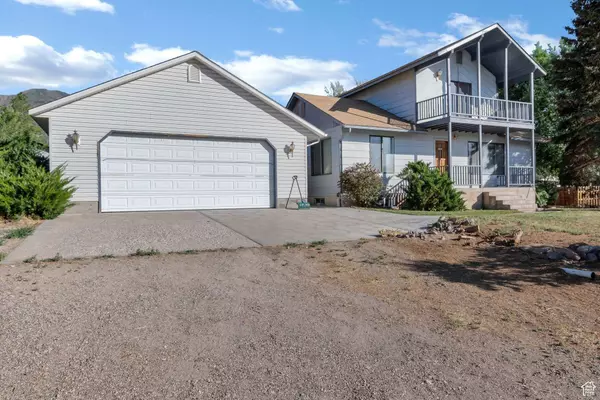 458 E 200 S, Annabella, UT 84711