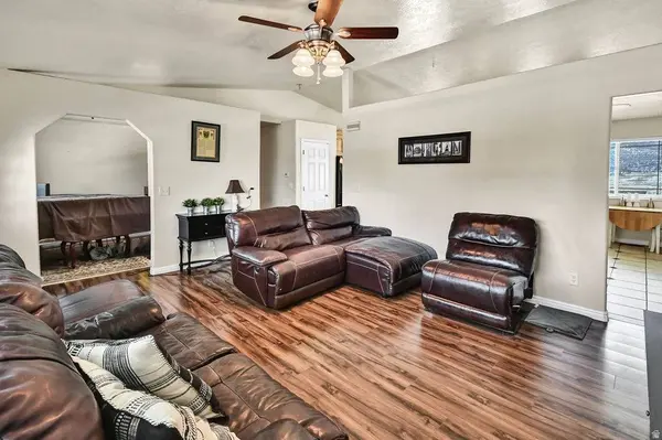 3810 N BURRVILLE RD, Burrville, UT 84744