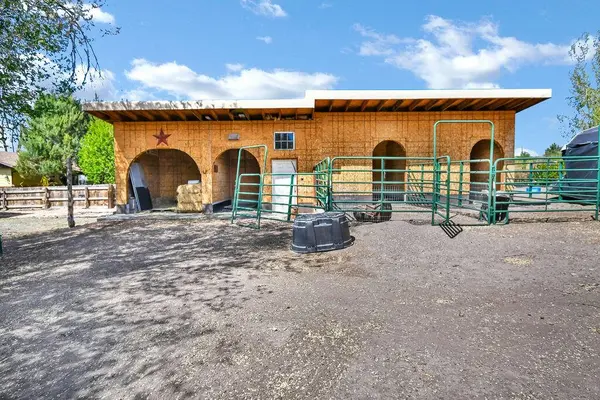 195 S 200 E, Monroe, UT 84754