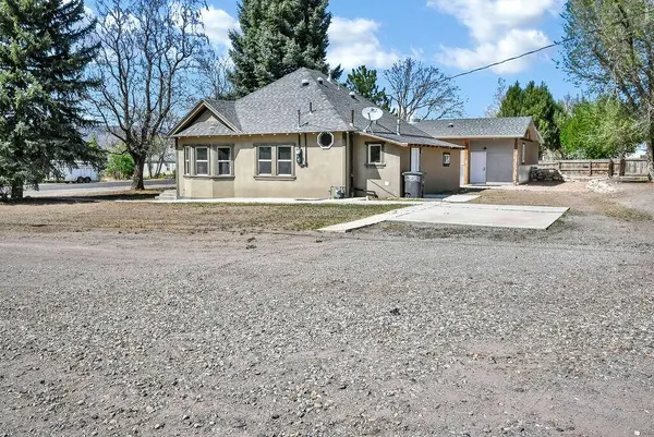 195 S 200 E, Monroe, UT 84754