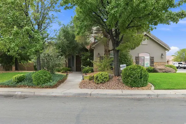 3611 SAGEBRUSH DR, Santa Clara, UT 84765