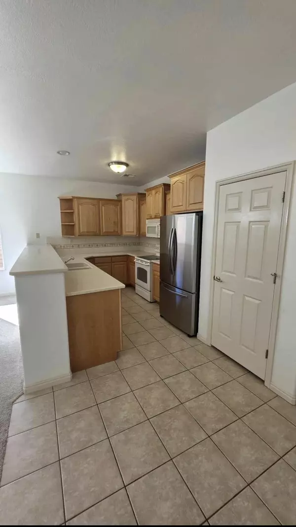 Hurricane, UT 84737-2379,2331 S 675 W