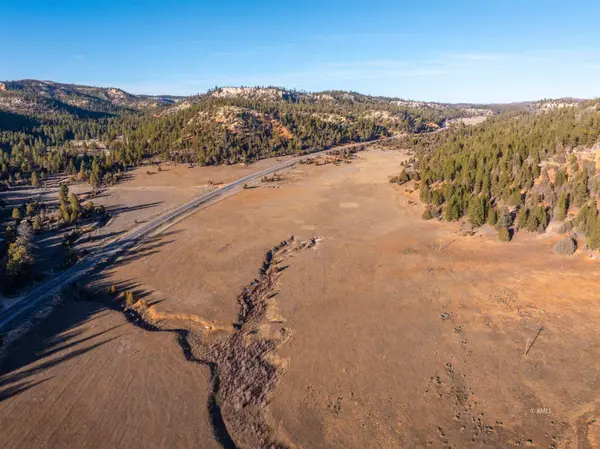 Highway 89, Alton, UT 84710