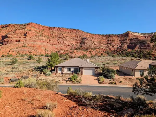 1192 E Country Club Dr, Kanab, UT 84741