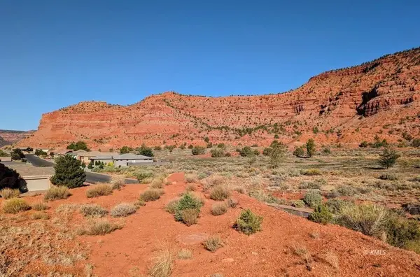 1192 E Country Club Dr, Kanab, UT 84741