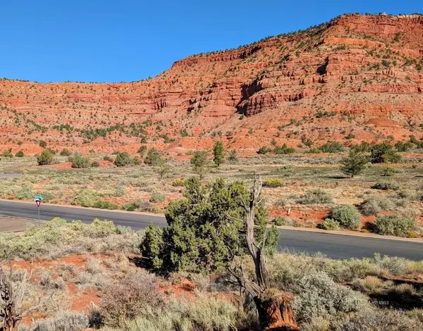 1192 E Country Club Dr, Kanab, UT 84741