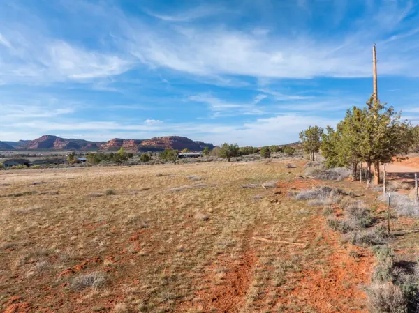 Crescent Butte Trail, Kanab, UT 84741