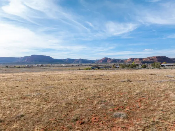 Crescent Butte Trail, Kanab, UT 84741