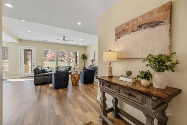 596 E Rainmaker Rd, Kanab, UT 84741
