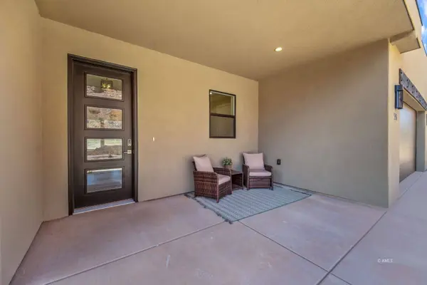 596 E Rainmaker Rd, Kanab, UT 84741