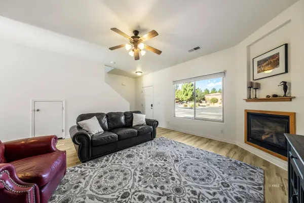 300 E 300 #N #I-8, Kanab, UT 84741