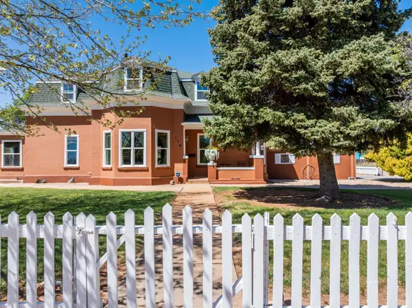 116 S 100 #W, Kanab, UT 84741