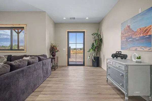 1225 S Kaibab Trail, Kanab, UT 84741