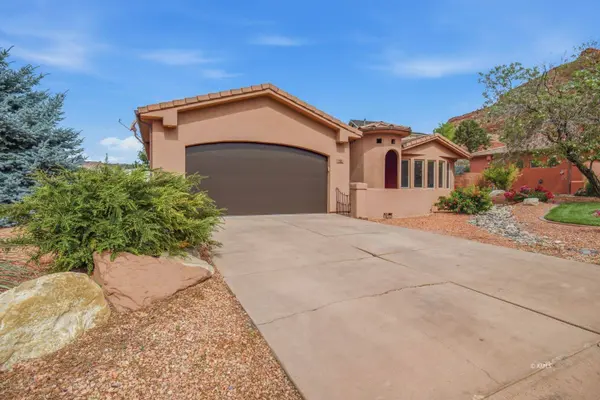 350 NW LOS BARANCOS Ln, Kanab, UT 84741