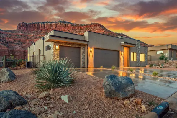 583 E El Valle Dr, Kanab, UT 84741
