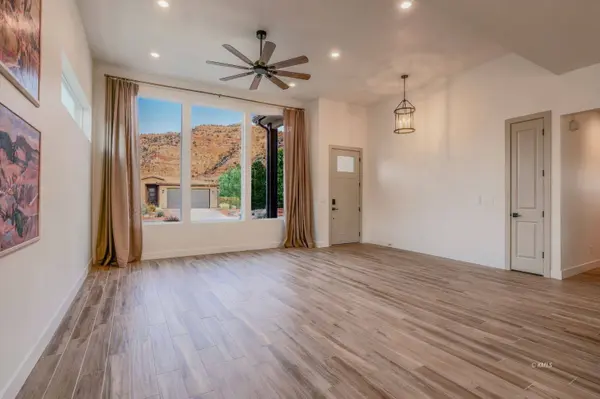 248 W Ladera Ln, Kanab, UT 84741
