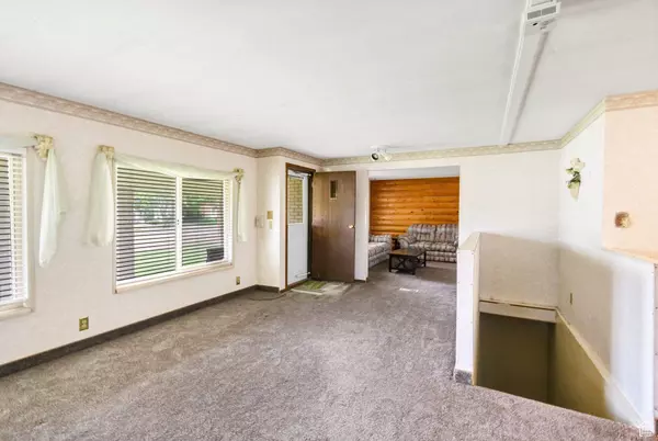 162 E 200 N, Monroe, UT 84754