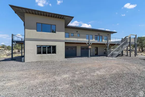 900 & 938 S 1800 E, Teasdale, UT 84773