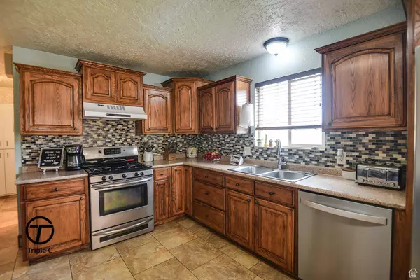 273 S 700 W, Parowan, UT 84761