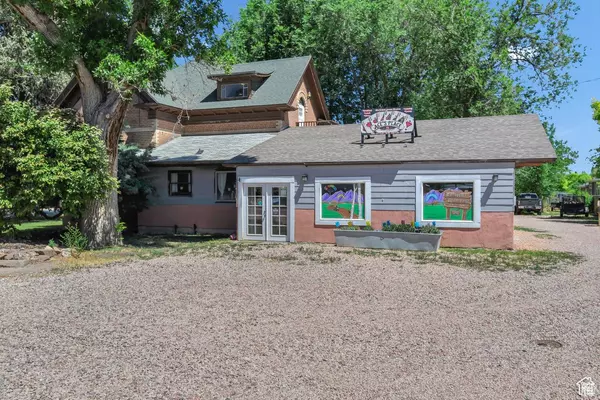 310 N MAIN ST, Monroe, UT 84754