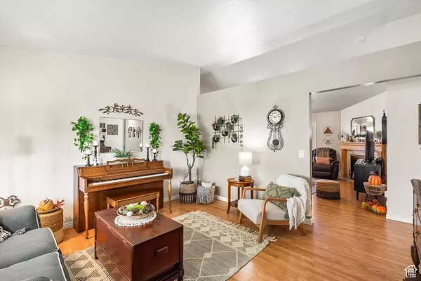 7043 Orion Hill RD, West Jordan, UT 84081