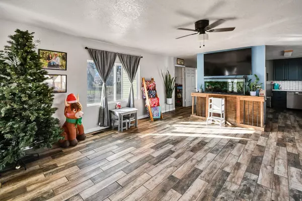 245 N 200 W, Monroe, UT 84754