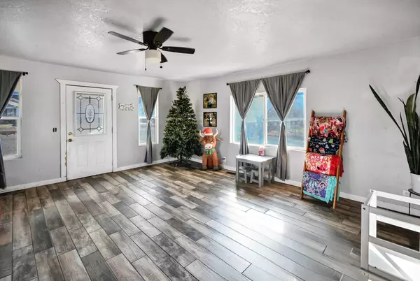 245 N 200 W, Monroe, UT 84754