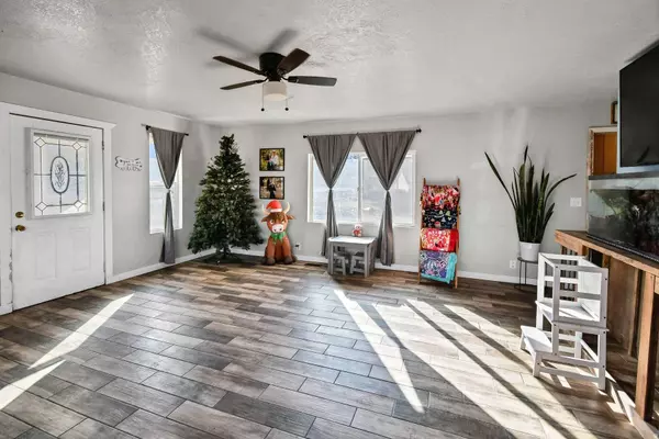 245 N 200 W, Monroe, UT 84754