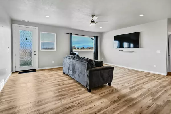 305 W 400 S, Ephraim, UT 84627