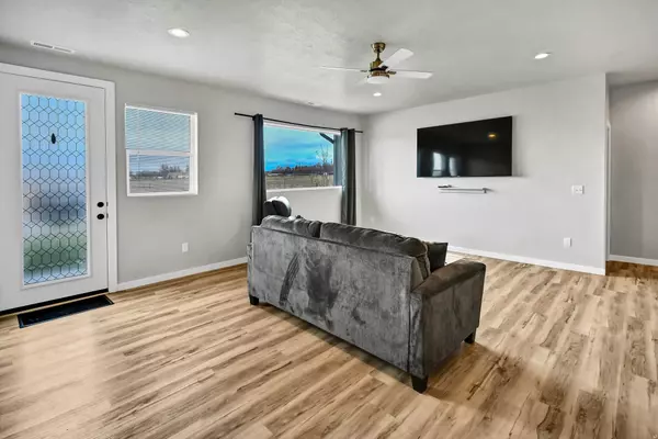 305 W 400 S, Ephraim, UT 84627