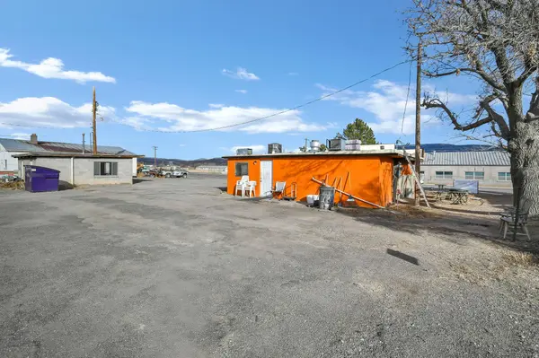 289 N Main ST, Loa, UT 84747