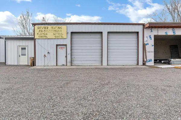46 S Center ST, Elsinore, UT 84724