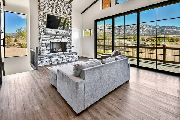 275 N 400 E, Annabella, UT 84711