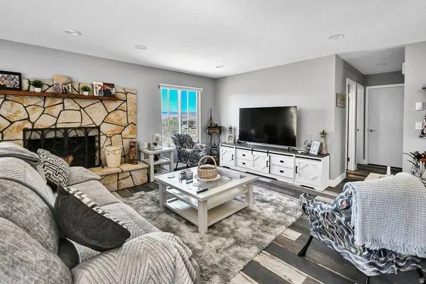 230 N 300 E, Bicknell, UT 84715
