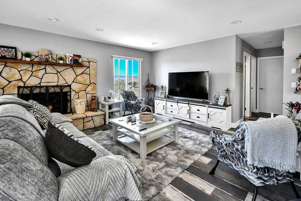 230 N 300 E, Bicknell, UT 84715