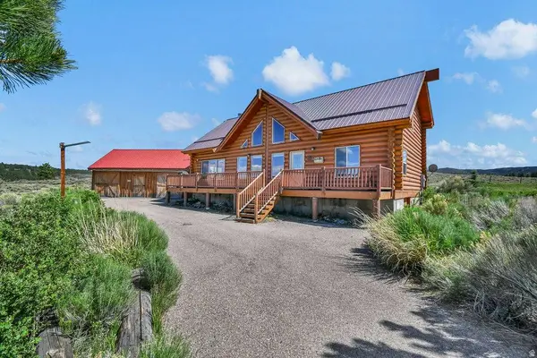 500 E FISHERMANS LN, Panguitch, UT 84759