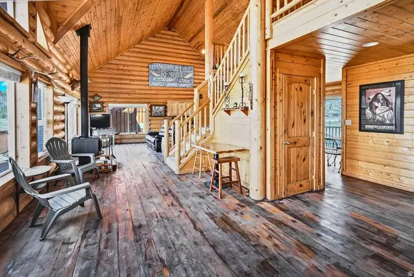 500 E FISHERMANS LN, Panguitch, UT 84759
