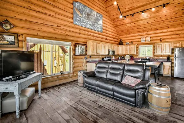 500 E Fishermans LN, Panguitch, UT 84759
