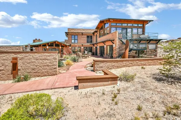 3995 S DESERT GRAVE RD, Torrey, UT 84775