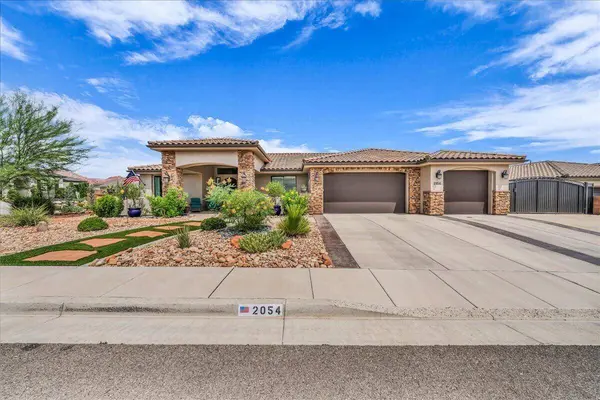2054 N Red Sky DR, Washington, UT 84780