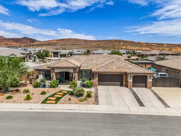 2054 N Red Sky DR, Washington, UT 84780