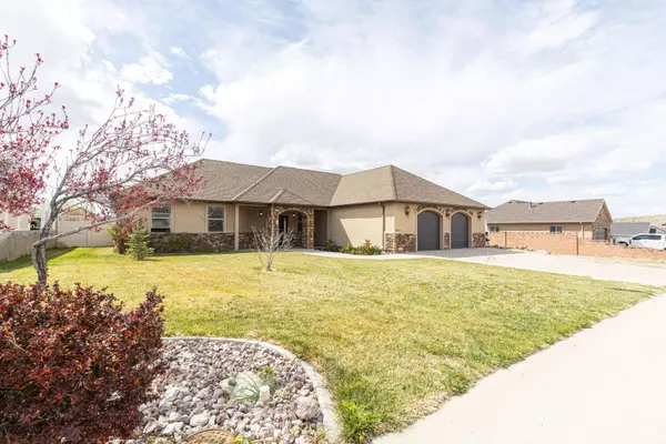 5095 N Ridge View CIR, Enoch, UT 84721