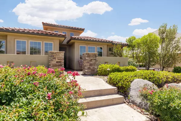 882 E BIRKEN ST, Washington, UT 84780