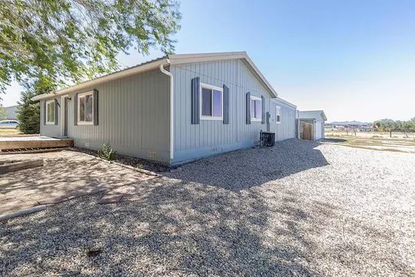 4975 N Tomahawk DR, Enoch, UT 84720