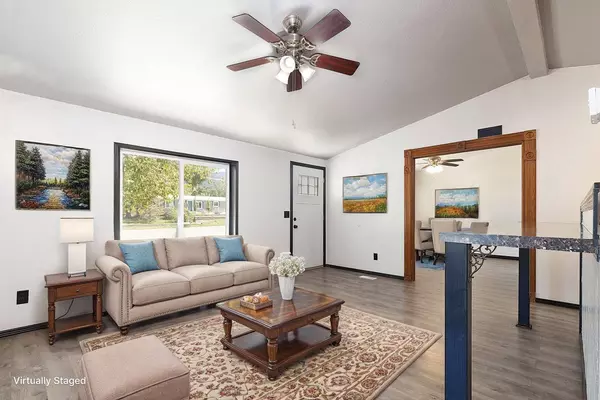 4975 N Tomahawk DR, Enoch, UT 84720